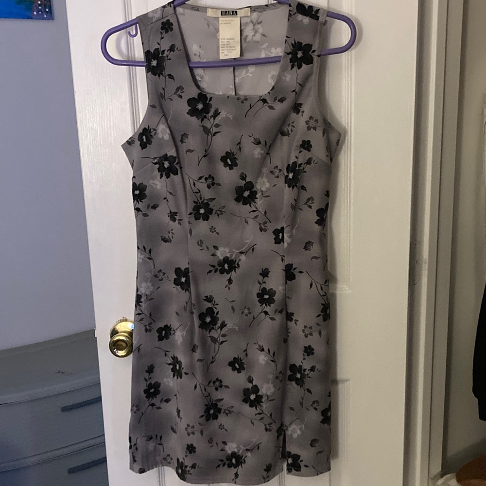 Floral Gray Dress size small by HANA